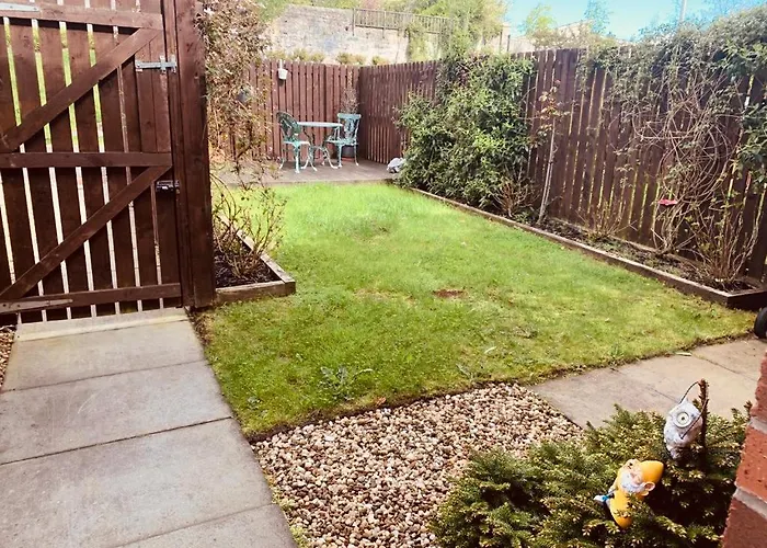Home From Home - Free Parking Edinburgh